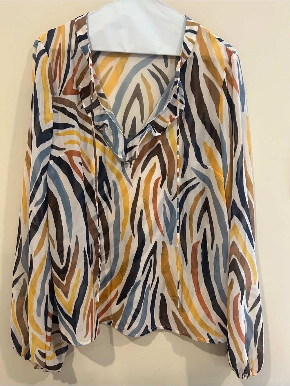 Hutch Multi-Color Printed V-Neck Long-Sleeve Blouse